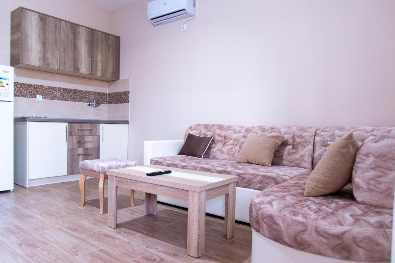 Apartments Rudaj 울친 외부 사진