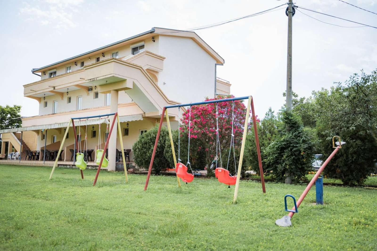 Apartments Rudaj 울친 외부 사진